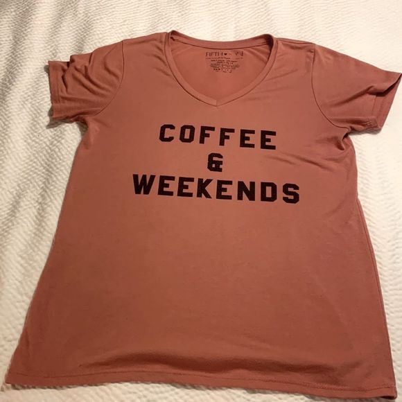 FIFTH SUN, V neck T,. Medium, polyester/ rayon - Picture 2 of 8